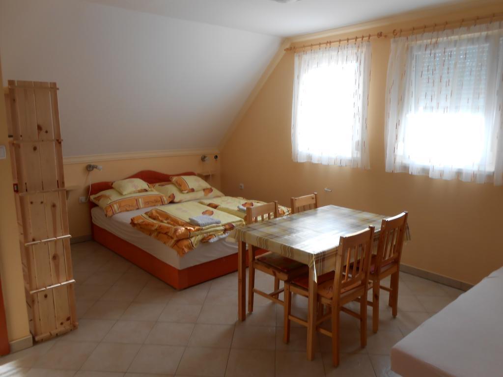 Kustánygyöngye Vendégház Kehidakustány Exterior foto